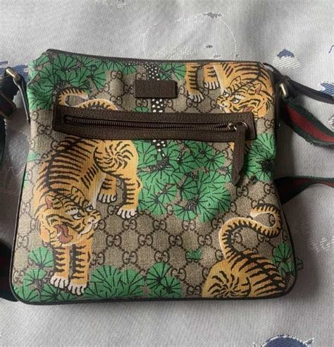 gucci bengal tiger bag